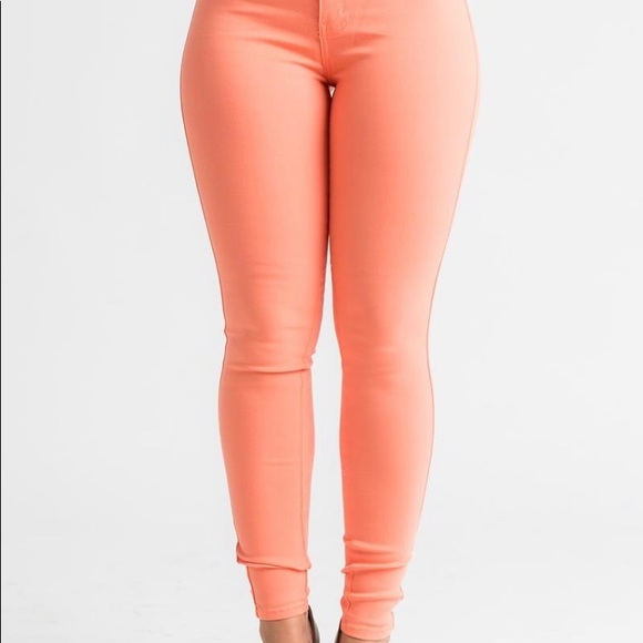 High waist Salmon colored Jean - Picture 3 of 3